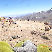 Plataforma de Perforación N° 1, nótese que para la conformación de la misma se utilizado el material de corte en la misma zona.